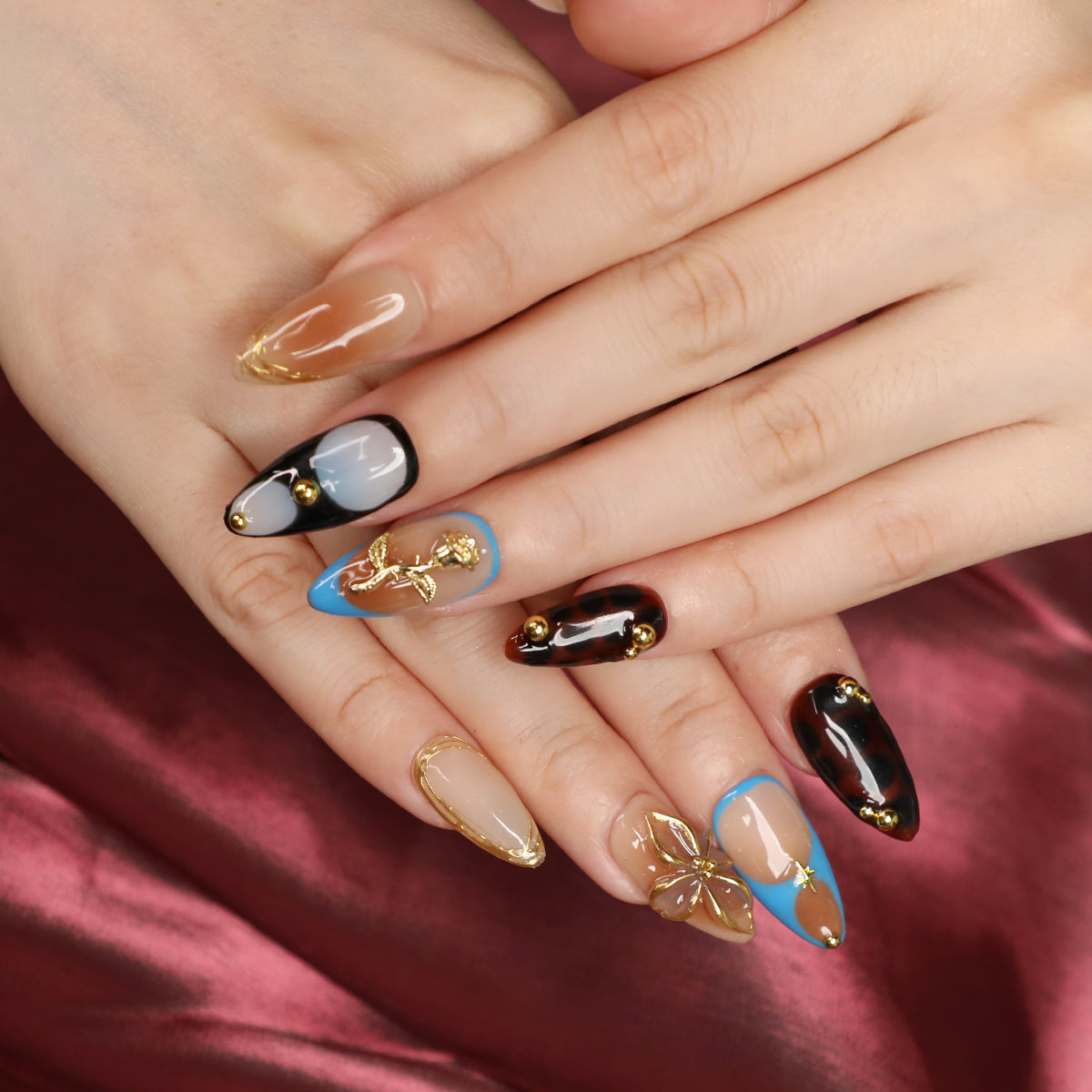 Cocoa Bloom Short Brown & Blue Almond Shape Handmade Luxury Press On Nail Set For Beginner Daily Wear Party Dinner