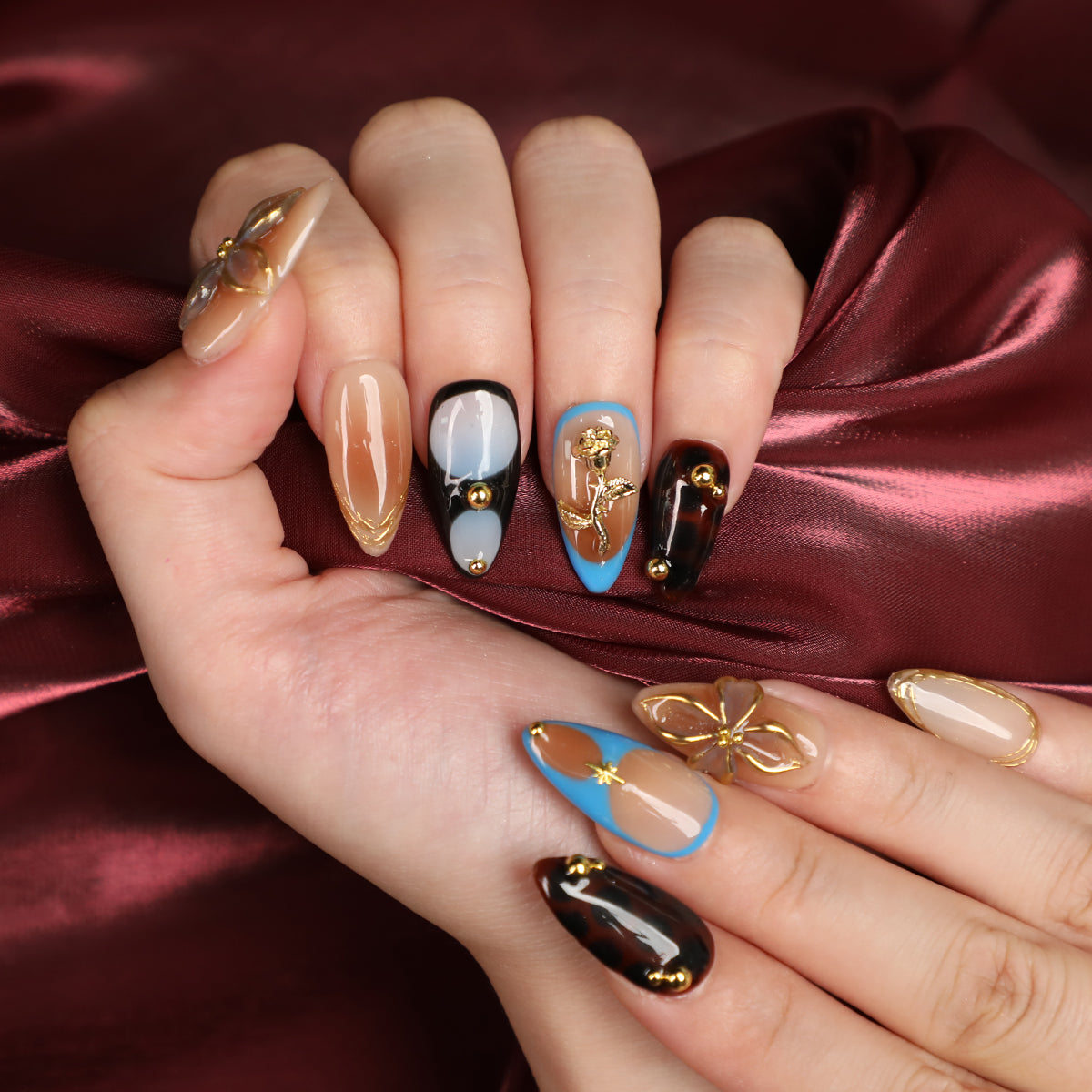 Cocoa Bloom Short Brown & Blue Almond Shape Handmade Luxury Press On Nail Set For Beginner Daily Wear Party Dinner