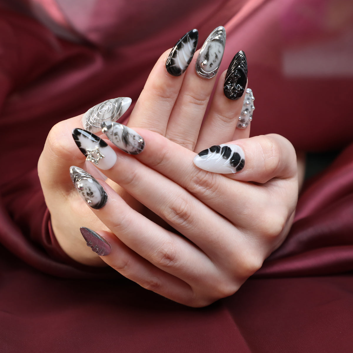 Cloud Shadow Handmade Short Almond Shape Luxury Sliver Press On Nail Set For Beginner Daily Wear Party Dinner