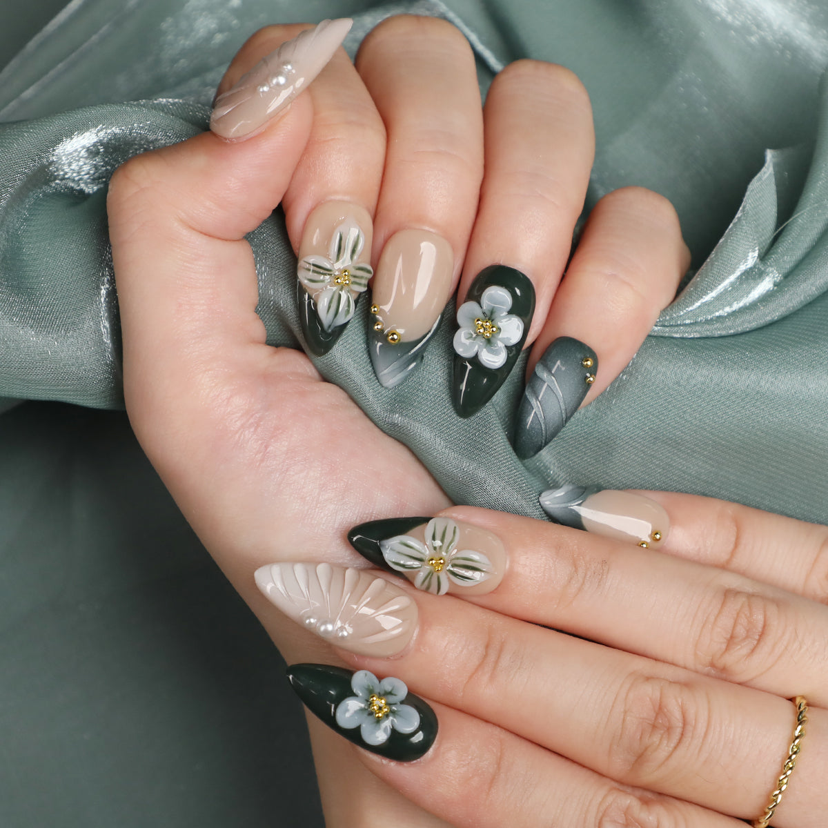Forest Veil Short Dark Green Almond Shape Handmade Luxury Press On Nail Set Beginner Friendly Fake Nails For  Daily Wear Party Dinner