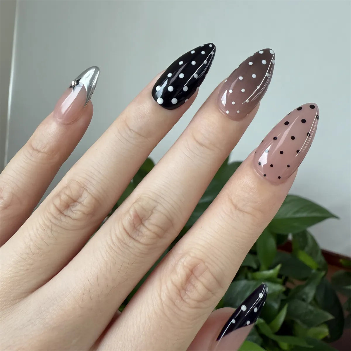 Ongles à presser faits main Warm Polka
