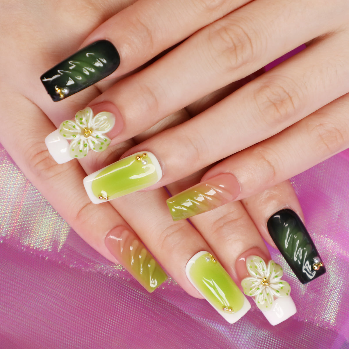 Green Breeze Short Square Shape Handmade Luxury Green Press On Nail Set For Beginner Daily Wear Party