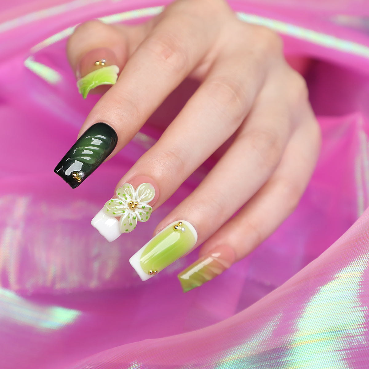 Green Breeze Short Square Shape Handmade Luxury Green Press On Nail Set For Beginner Daily Wear Party