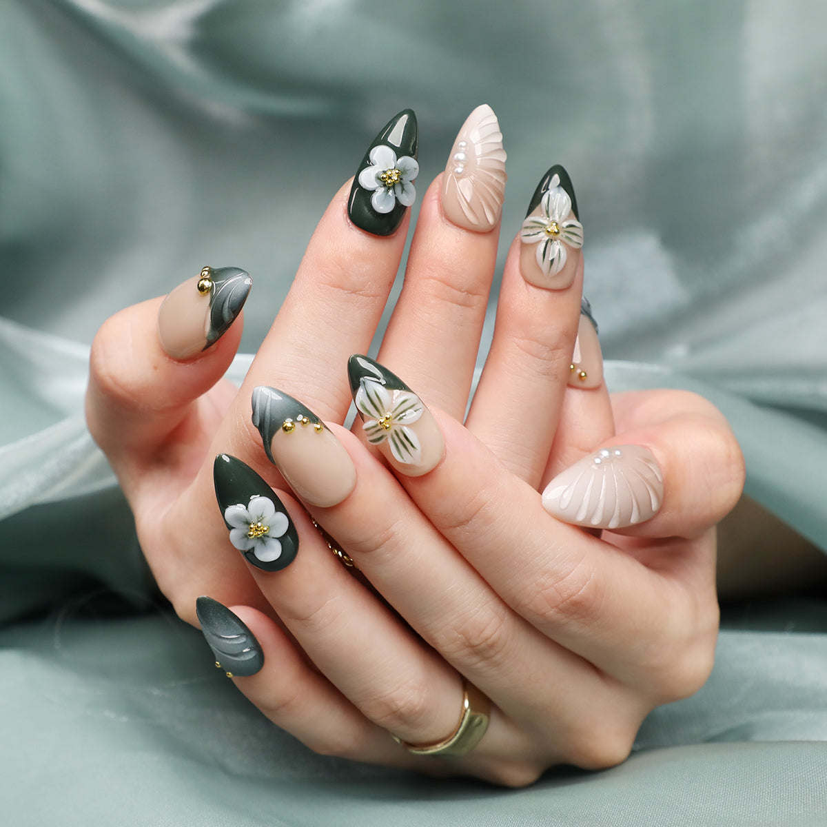 Forest Veil Short Dark Green Almond Shape Handmade Luxury Press On Nail Set Beginner Friendly Fake Nails For  Daily Wear Party Dinner