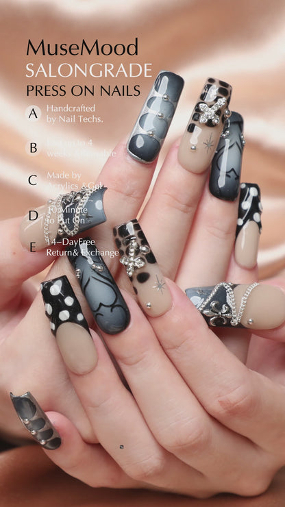 Sliver Creed Square Shape Handmade Luxury Medium Length Silver & Black Press On Nail Set For Beginner Daily Wear Party Dinner